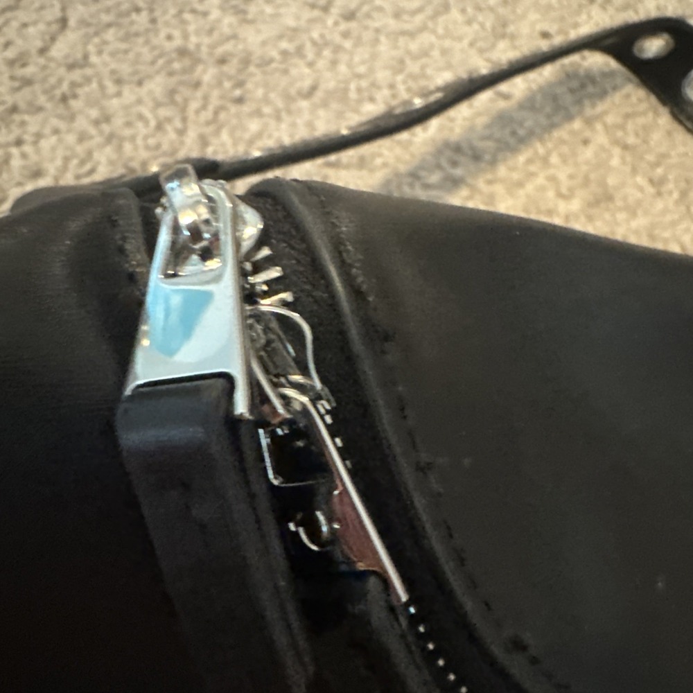 True Religion Chain Handle Purse - Picture 4 of 8